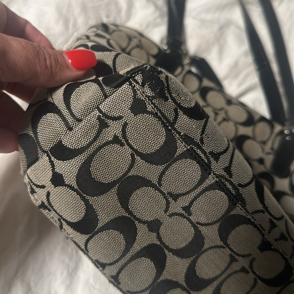 Coach Purse - Picture 3 of 4